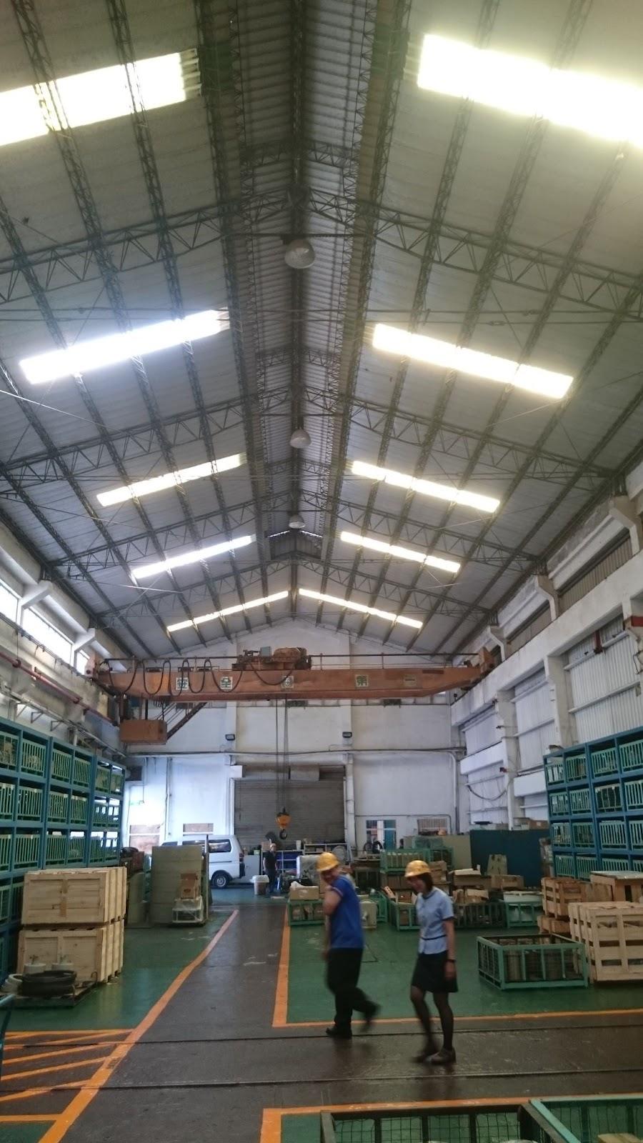 Corrugated Plastic Roofing Maintenance - Severe Yellowing from UV Breakdown Corrugated Plastic Roofing Maintenance - Severe Yellowing from UV Breakdown